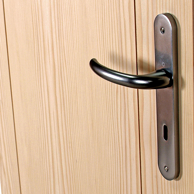 Détail de finition des portes intérieures de la gamme Expression